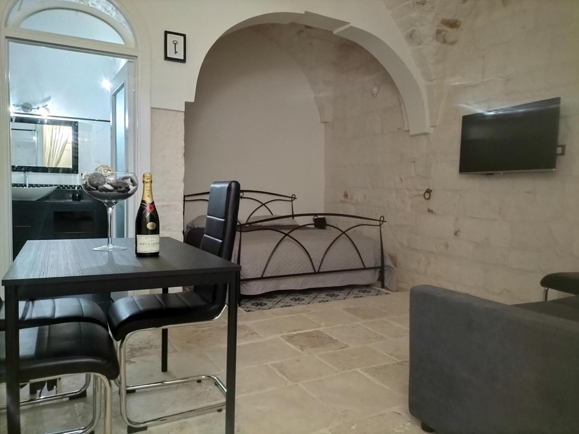 Le Tre Alcove Ξενοδοχείο Ceglie Messapica Εξωτερικό φωτογραφία